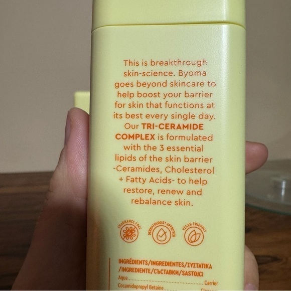 NEW BYOMA Creamy Jelly Cleanser - Picture 7 of 13